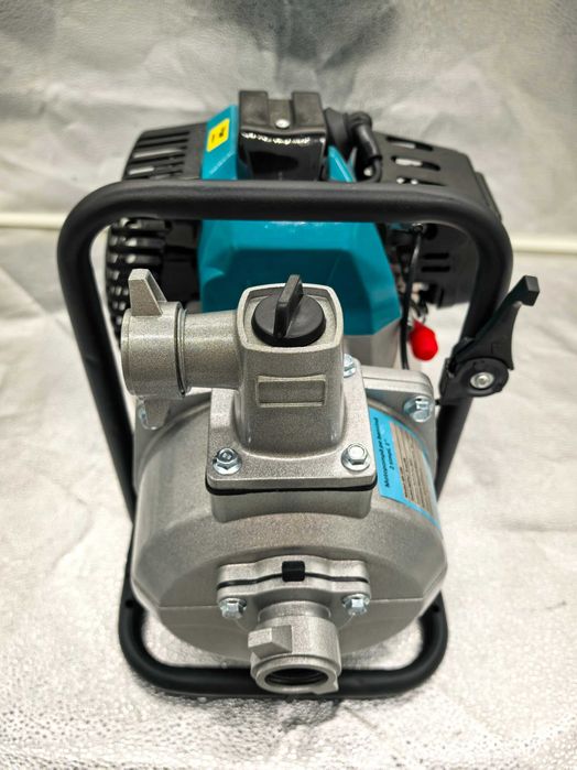 Motopompa Brillo 4CP benzina 9000 l h 499 lei