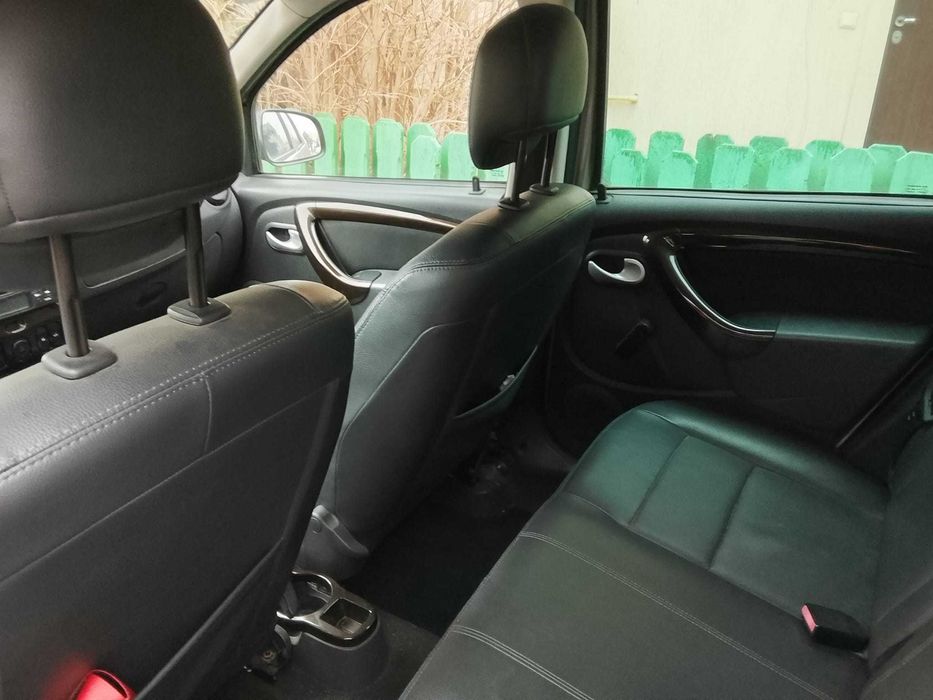 DACIA DUSTER  benzina 2x4  110.000 km