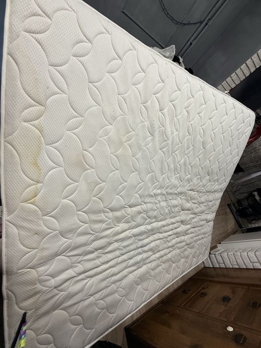 Матрас (матрац)