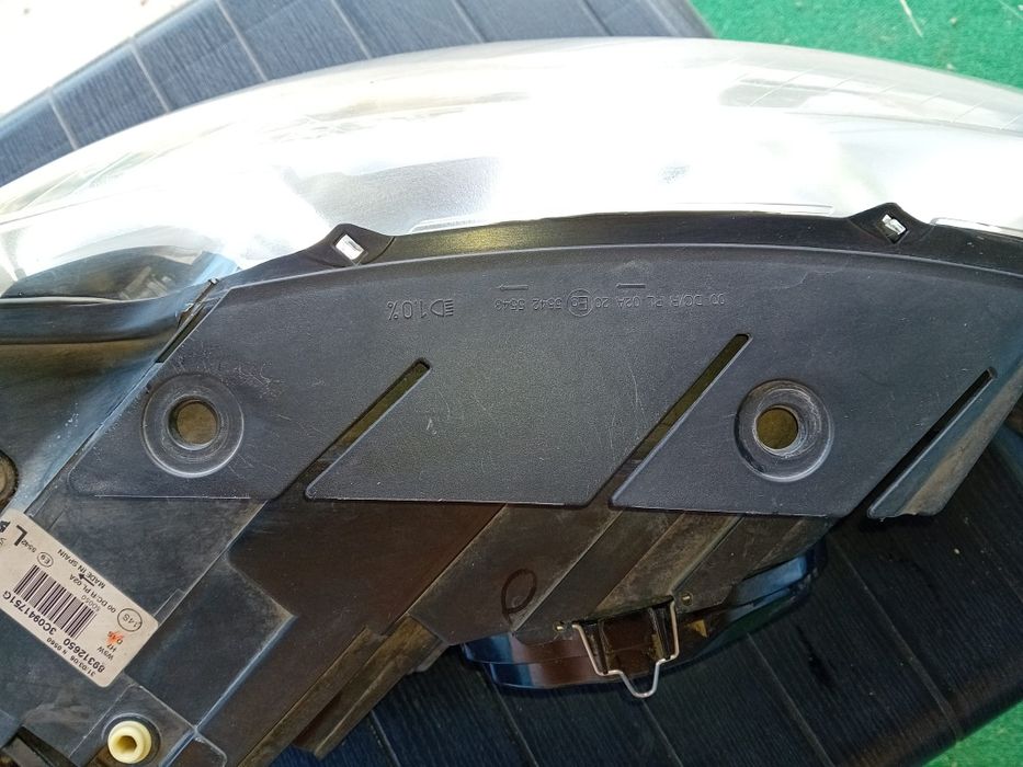Far stânga passat b6 Bi-xenon adaptiv