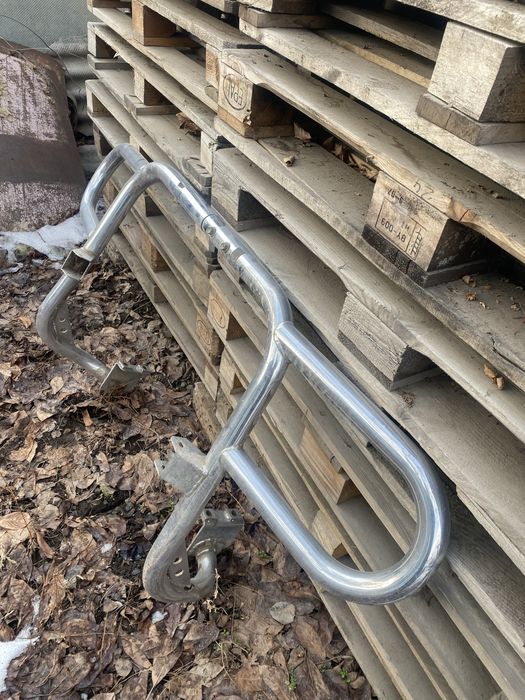 Кенгурятник  для джипа