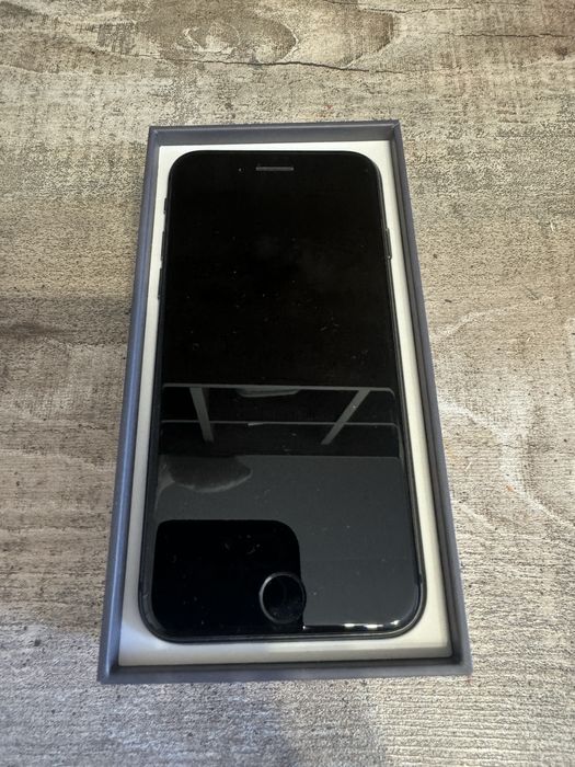 Iphone 8 black 64