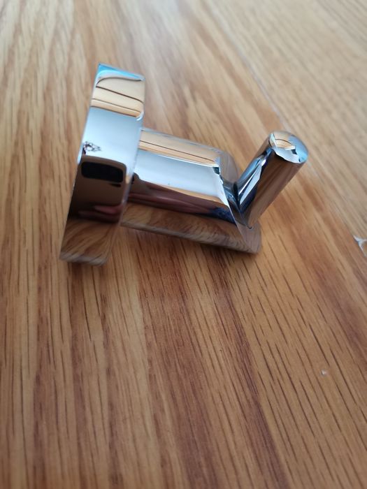 Аксесоари за баня Roman Dietsche