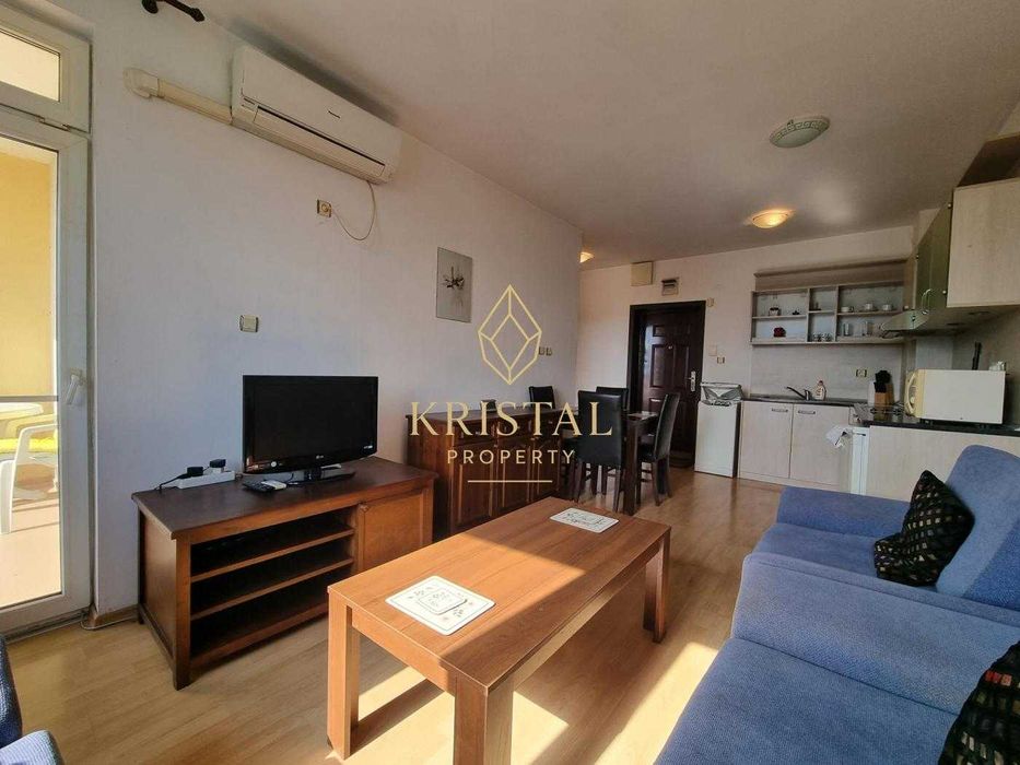 Продава се Двустаен апартамент в к.к. Слънчев бряг - 50 кв.м за 1110 €/кв.м - Снимка #1