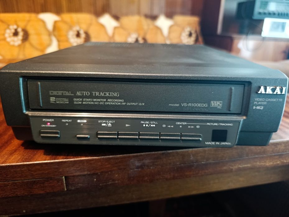 Видеокасетофон Akai VS-R100EDG - MADE IN JAPAN