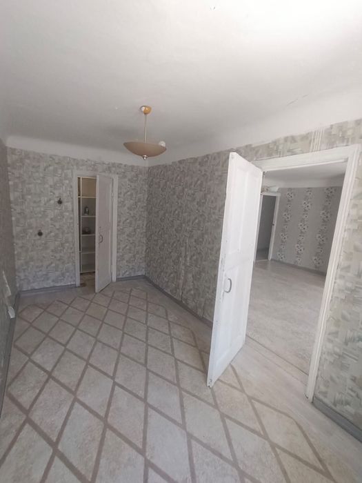 Продам 2 ком кв 45 м2 в районе депо