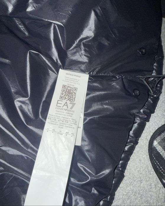 продавам яке на EA7