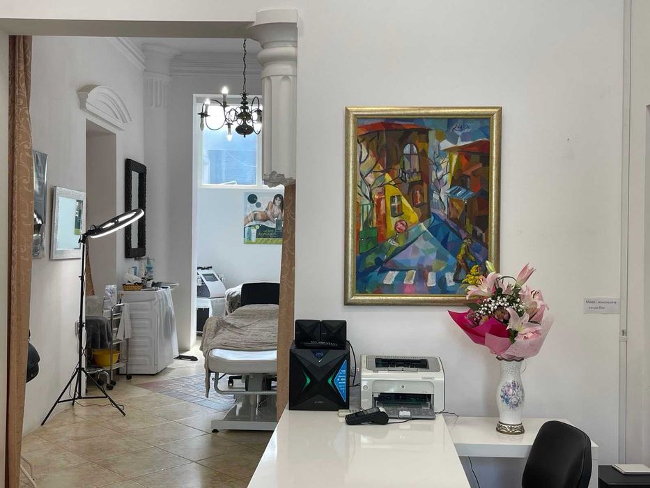 Дава се под наем  в Варна, Център -  кв.м за 189.21 € - Снимка #3