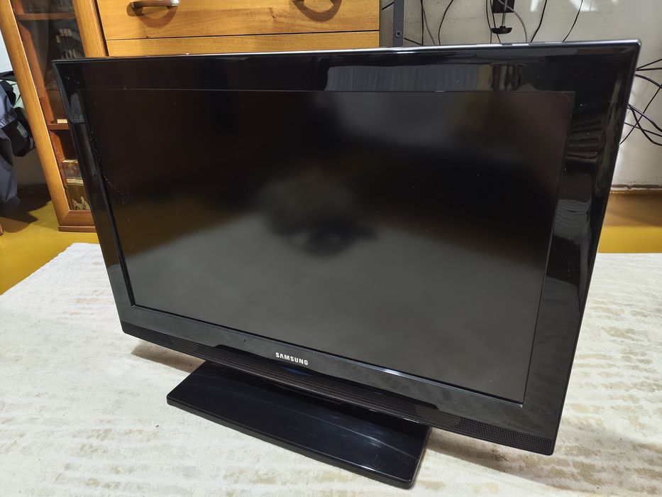 Телевизор Samsung 32” LE32B350F1W