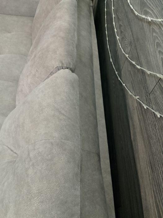 Продам диван в хорошем состоянии.