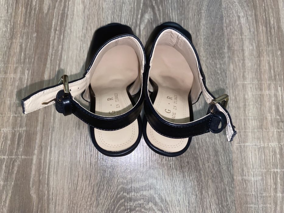 Продам обувь