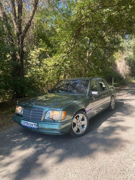 Мерседес бенз 124