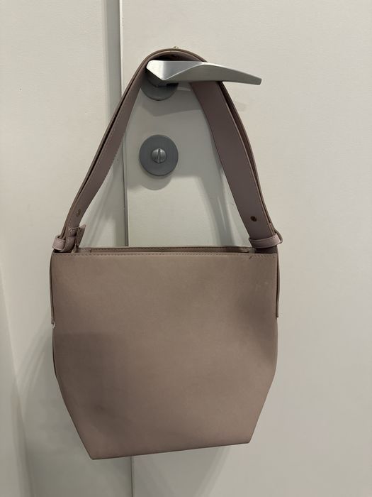 Сумки, сумки для документов, рюкзаки,