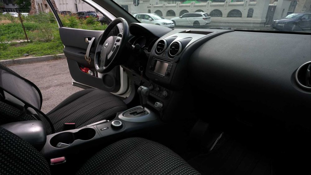 Nissan Qashqai +2 l 2.0 Diesel Automat | 2012