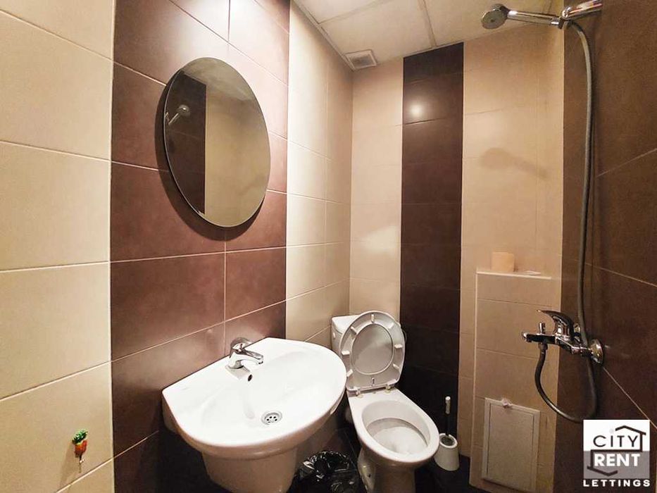 Дава се под наем Многостаен апартамент в Велико Търново, Център - 150 кв.м за 380 € - Снимка #11