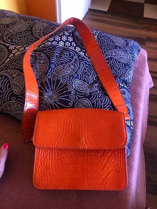 страхотна чанта Hvisk