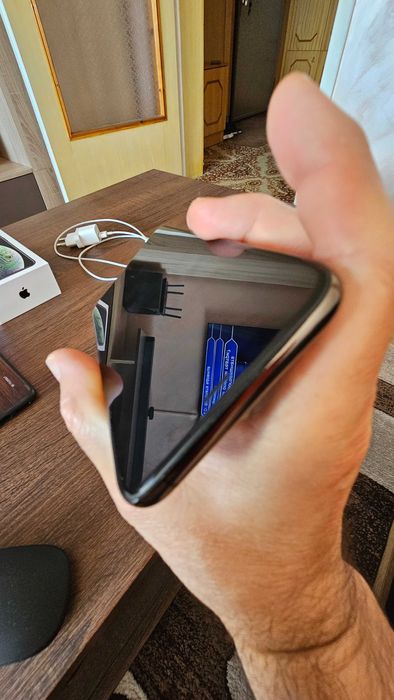 IPhone XS 64GB пълен комплект