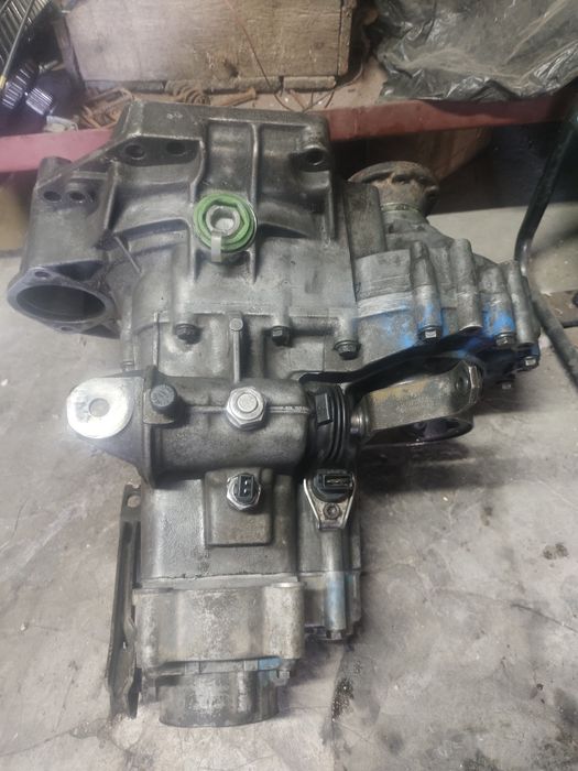 Мкпп гольф 3 бу. в отличном состоянии