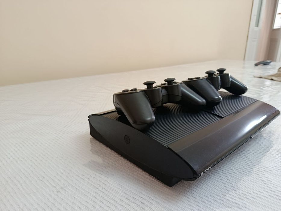 PlayStation 3 pro slim