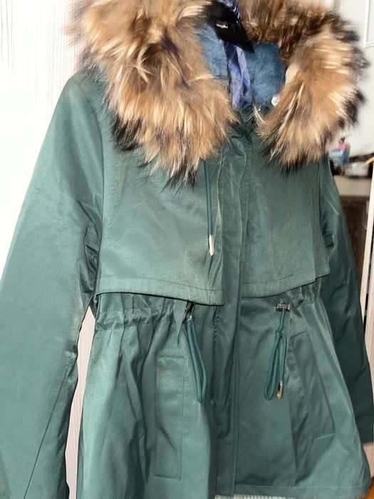 Продам парку женская