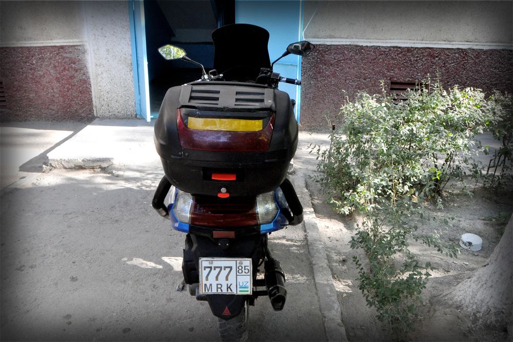 Прадаёца скутар Н.Макс 150см