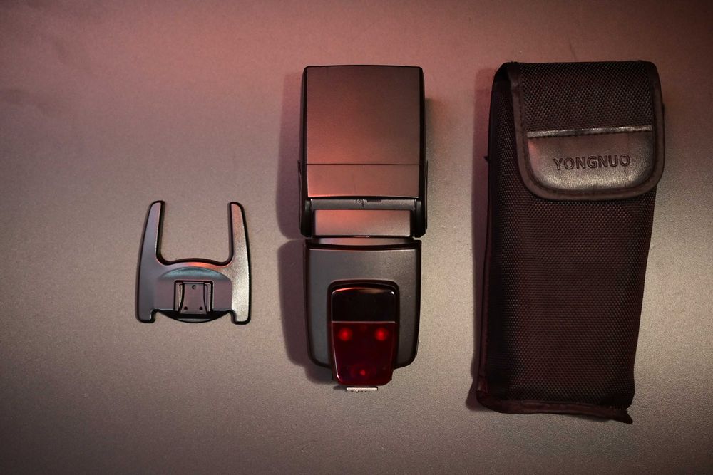 Blitz Yongnuo YN568 III – universal / pin central / stare foarte bună