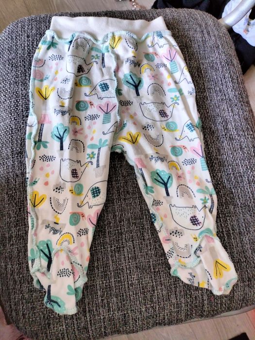 Продам вещи от 0-6 мес.