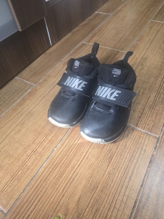 Adidași Nike mărime 25