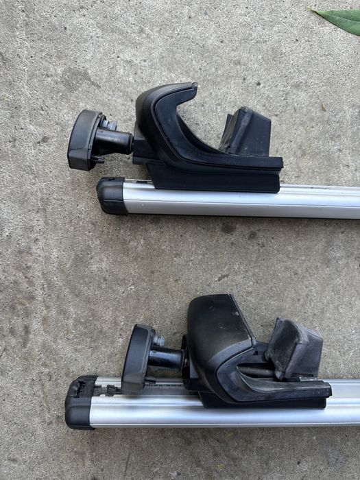 Bare Thule pentru portbagaj