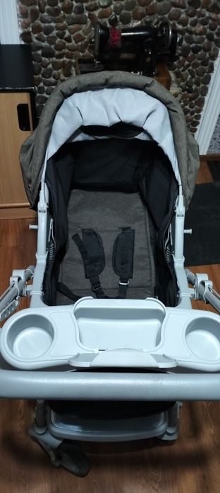 Продается детская коляска. ADIL