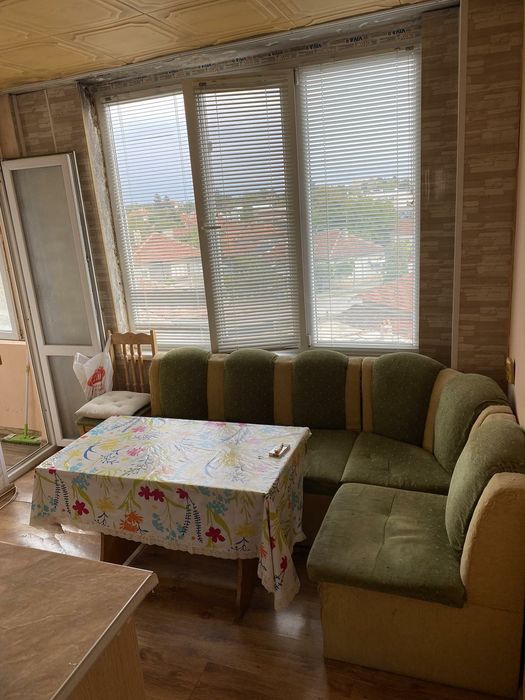 Продавам апартамент