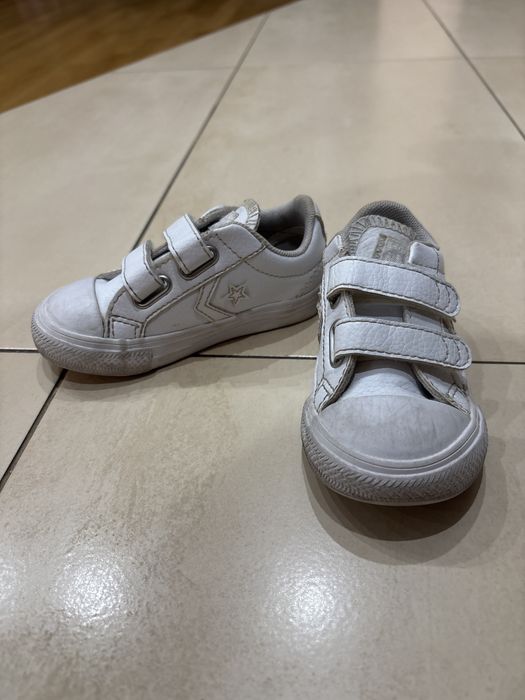 Кроссовки для девочки