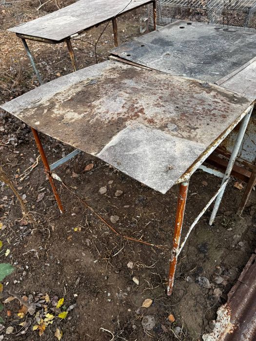 Стол сотилади, стол продаётся