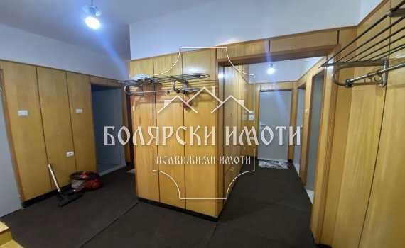 Дава се под наем Тристаен апартамент в Велико Търново, Център - 100 кв.м за 346.8 € - Снимка #5