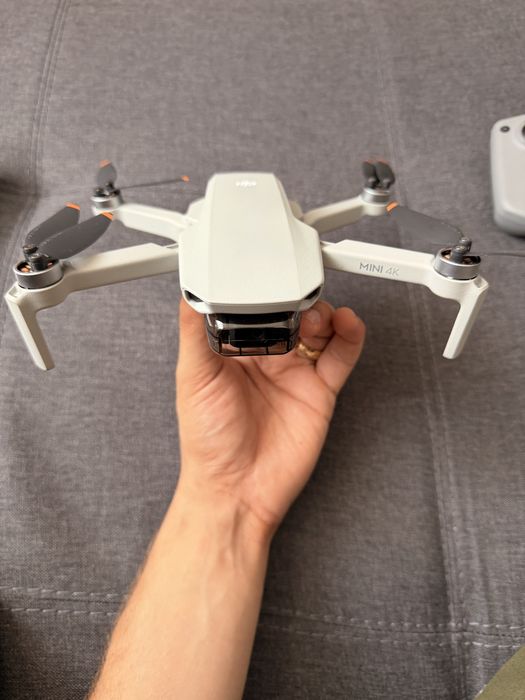 Drona dji mini 4k