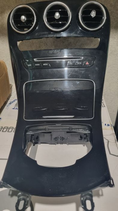 Централна конзола Мерцедес W205