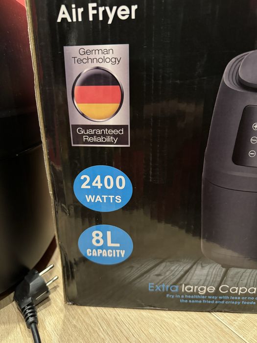 Air fryer 8L, 2400W, от Технополис за 235лв