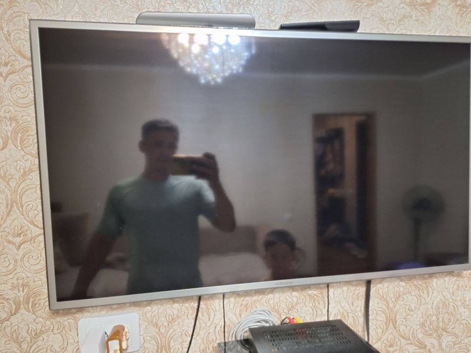 Телевизор самсунг