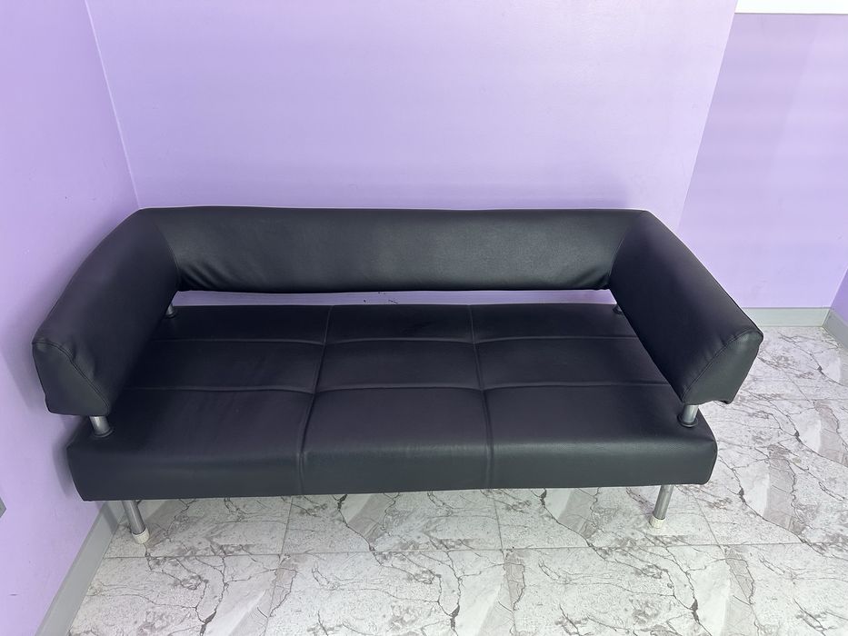 Диван для офиса