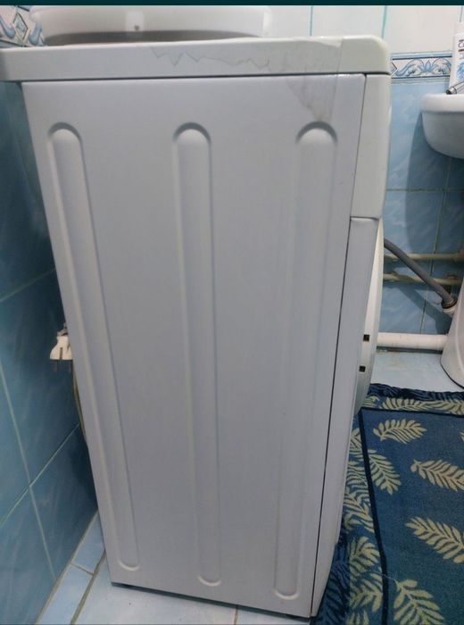 Машина стиральная автомат.