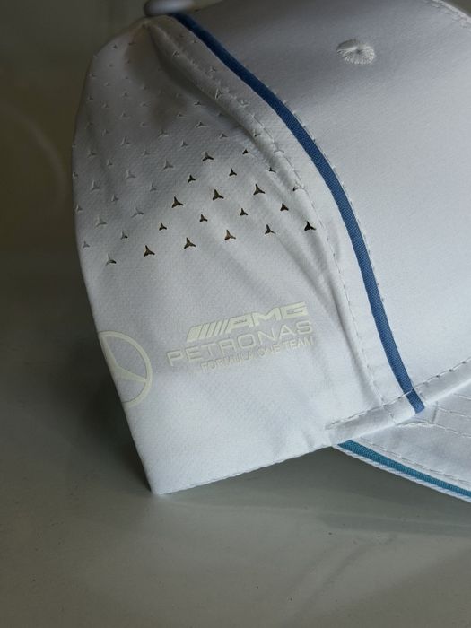 Teyes by  Кепки Mers Benz оригинал new 2026 авто спорт new Gold