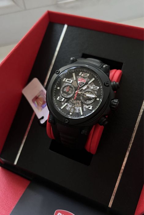 Часы Ducati Corse original  новые