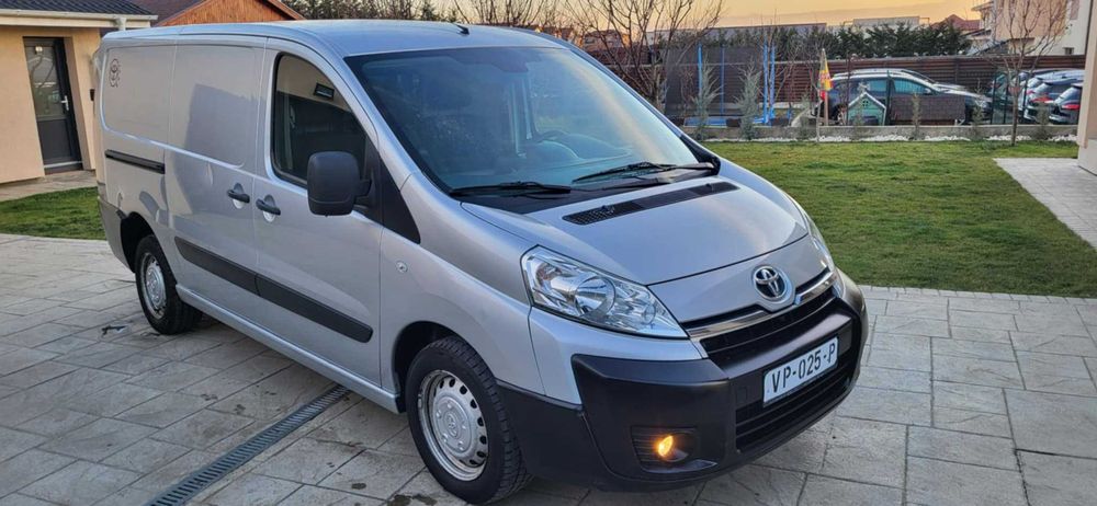 Toyota Proace Model Extra lung