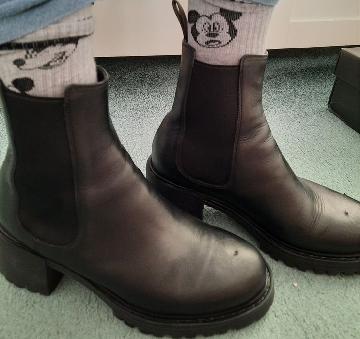 Ghete piele Anna Cori