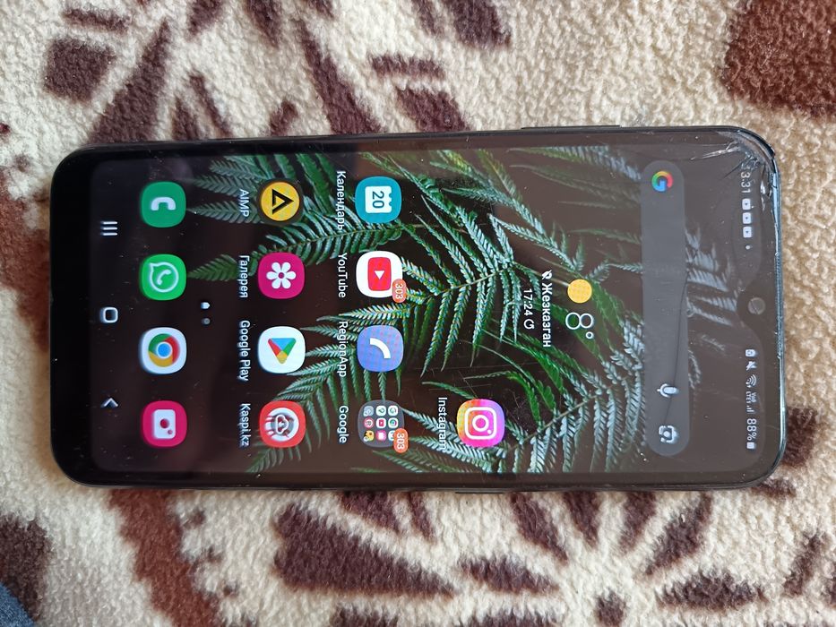 Samsung a01 смартфон