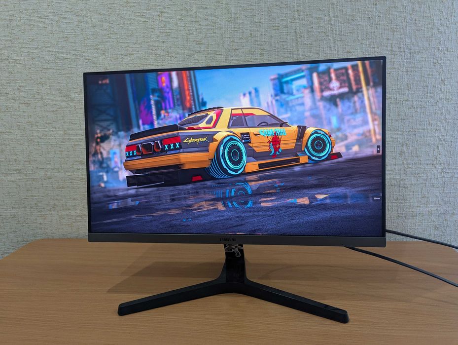 Монитор Samsung 24 IPS