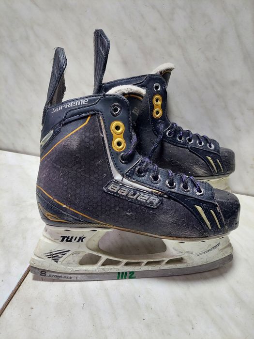 Patine 1112 hochei hockey Bauer Supreme One.6 marime 36-37 ( 23,5 cm)