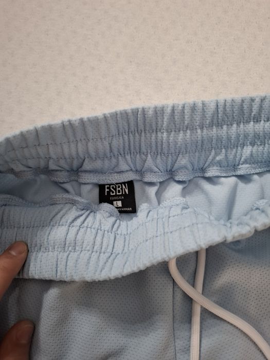 Къси панталони FSBN размер L