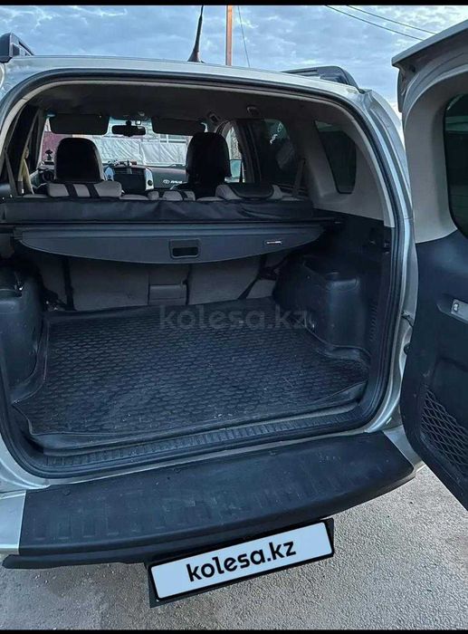 продам RAV 4 в хорошем состояний