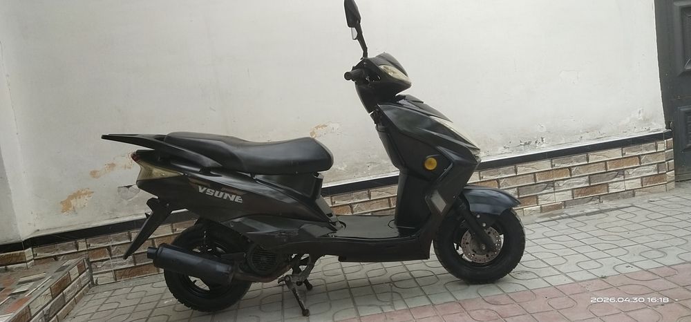 125cub skuter sotiladi